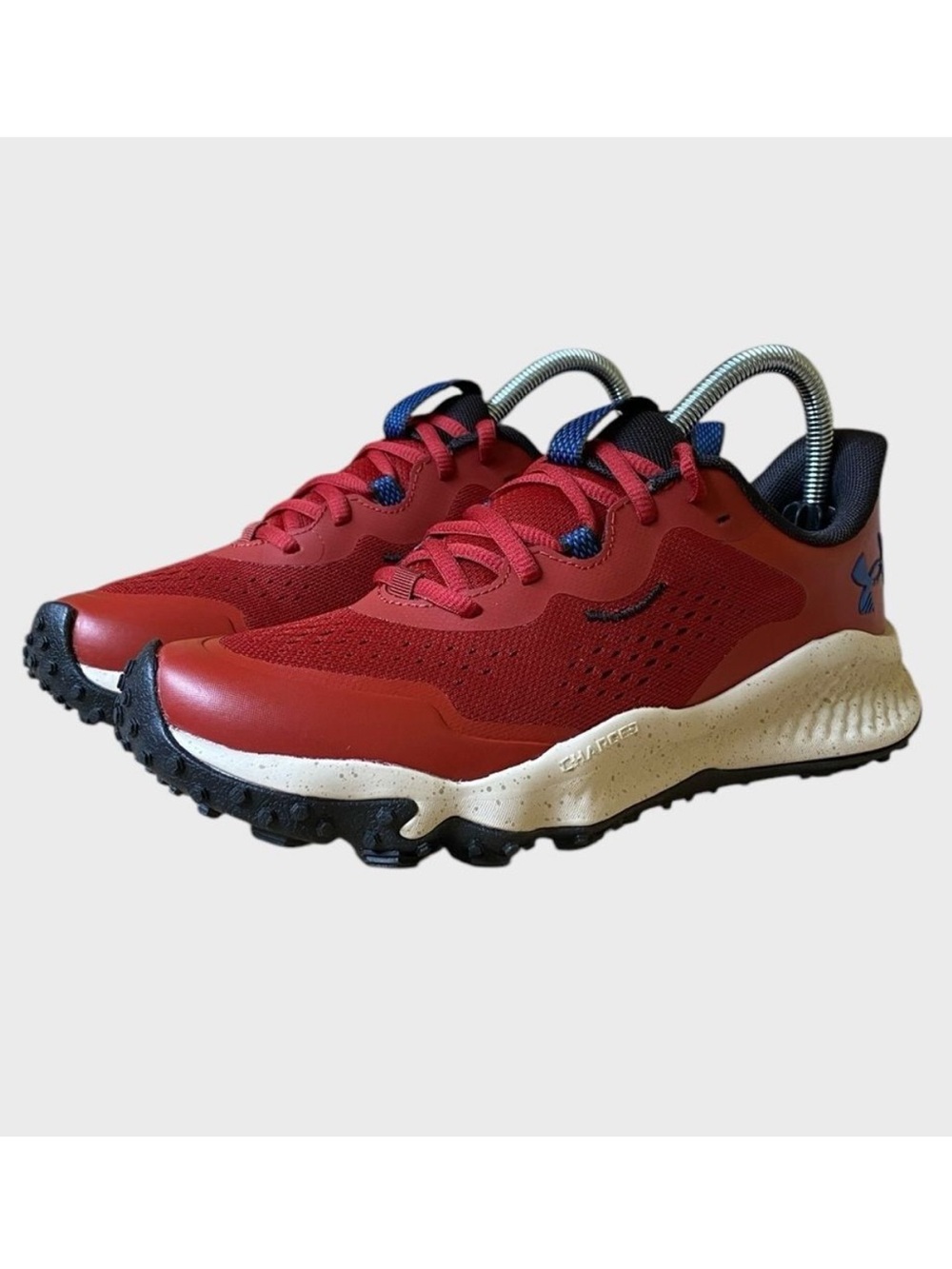 NWB Under Armour Charged Maven Trail Running Shoes Women's Size 8 Red Orange NEW
